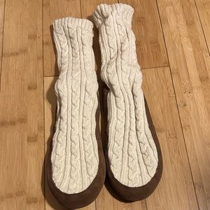 L.L. Bean Cream Cable Knit Slipper Socks